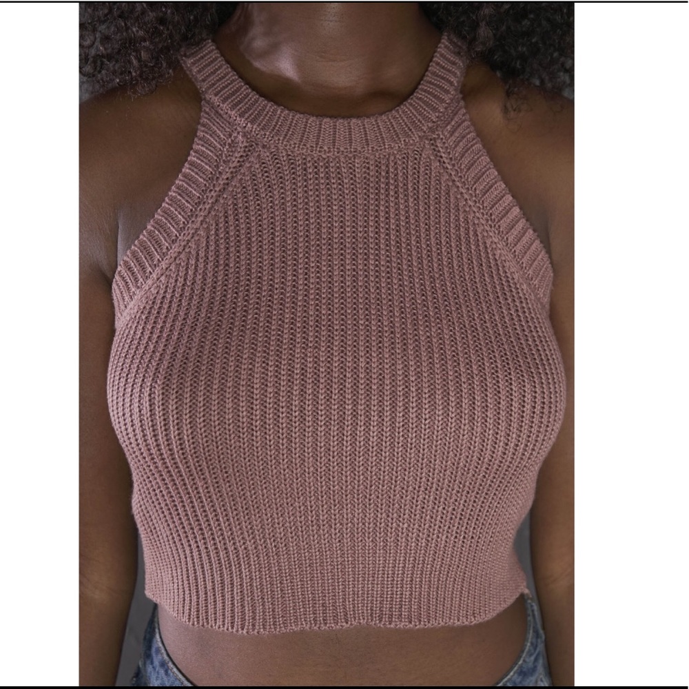 Knitted crop top, great condition.